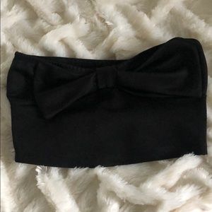 Strapless bow croptop